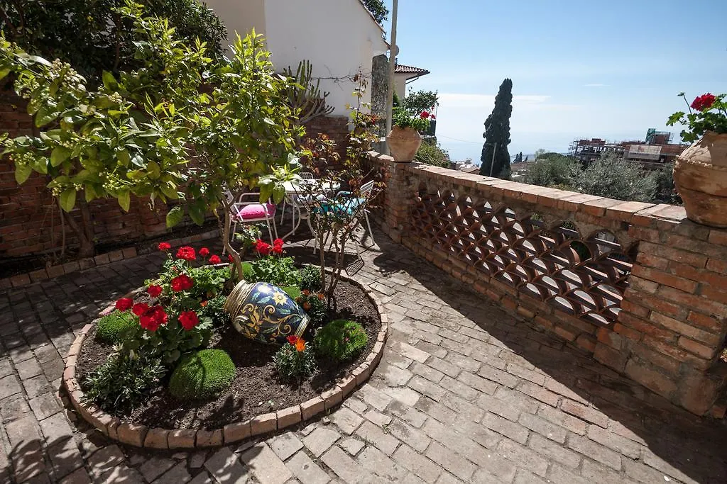 Panzió Villa Giannina B&B Taormina