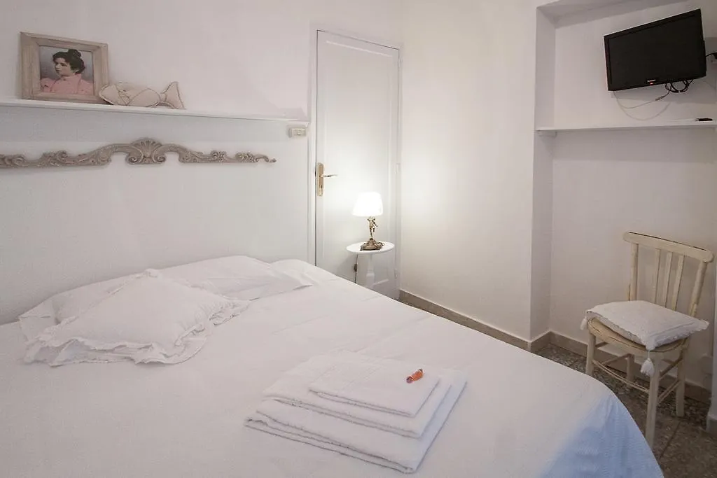 Villa Giannina B&B Taormina 0*,  Italië